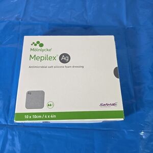 5-Pieces Molnlycke Mepilex Ag 4" x 4" Antimicrobial Soft Foam Dressings 287100